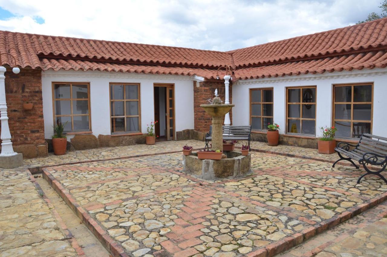 Santiago Diaz Piedrahita Hotel Villa de Leyva Buitenkant foto