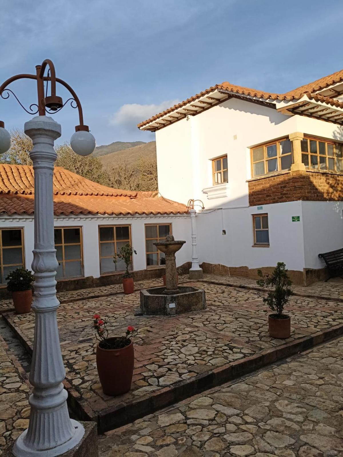 Santiago Diaz Piedrahita Hotel Villa de Leyva Buitenkant foto